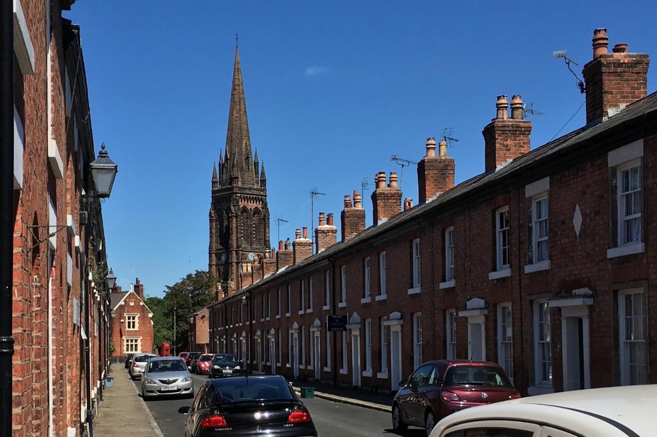 Charming Victorian Cottage Steps From Historic Chester - Free Parking Екстер'єр фото