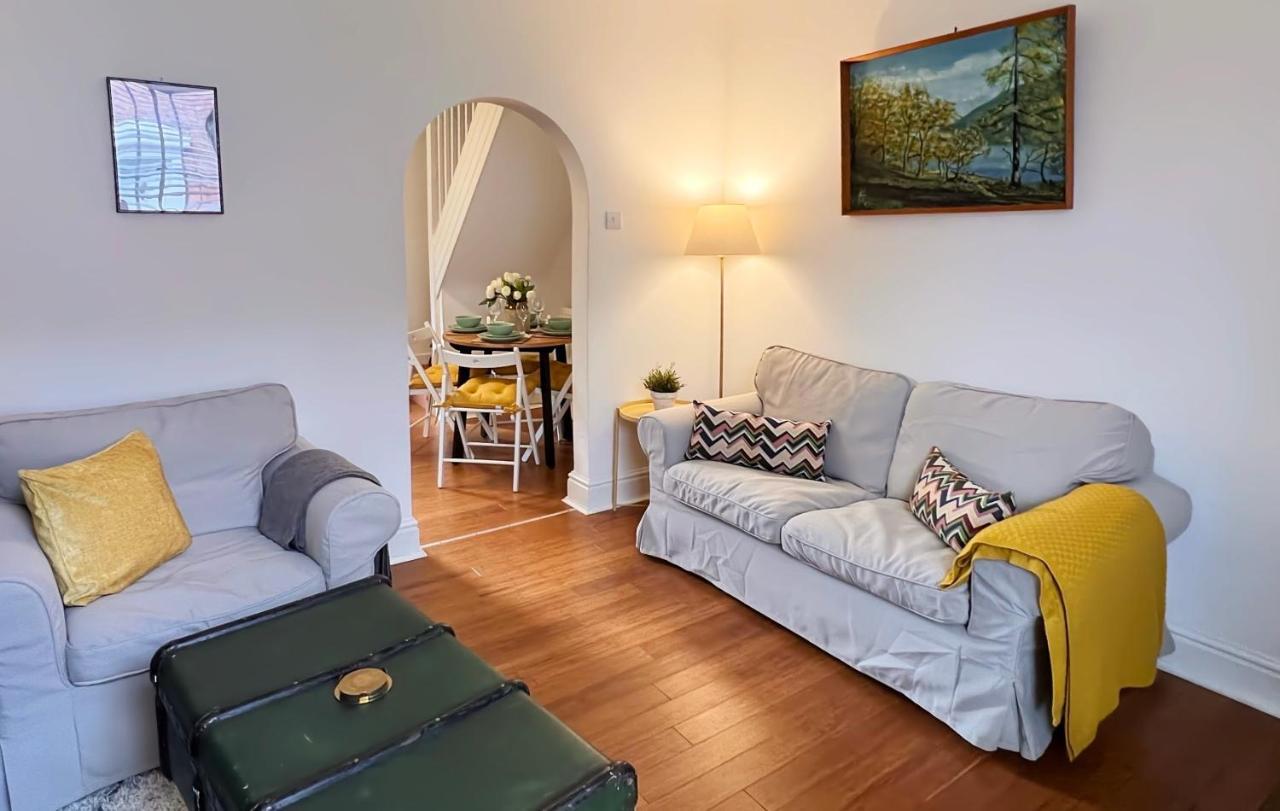 Charming Victorian Cottage Steps From Historic Chester - Free Parking Екстер'єр фото