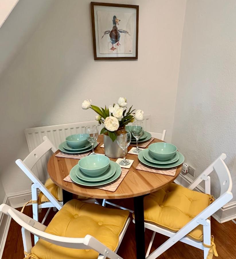 Charming Victorian Cottage Steps From Historic Chester - Free Parking Екстер'єр фото